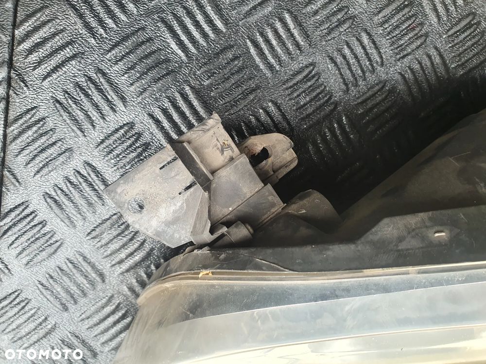 CITROEN C4 PICASSO LAMPA LEWA PRZEDNIA LEWY PRZÓD EUROPA - 4