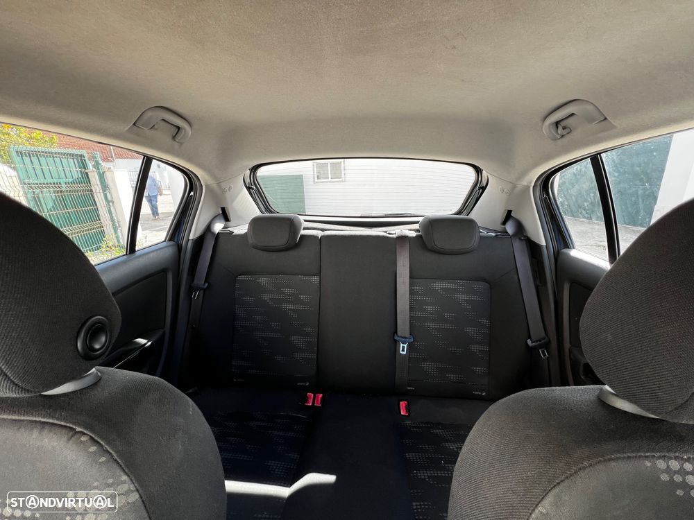 Opel Corsa 1.3 CDTI Enjoy EcoFLEX - 9