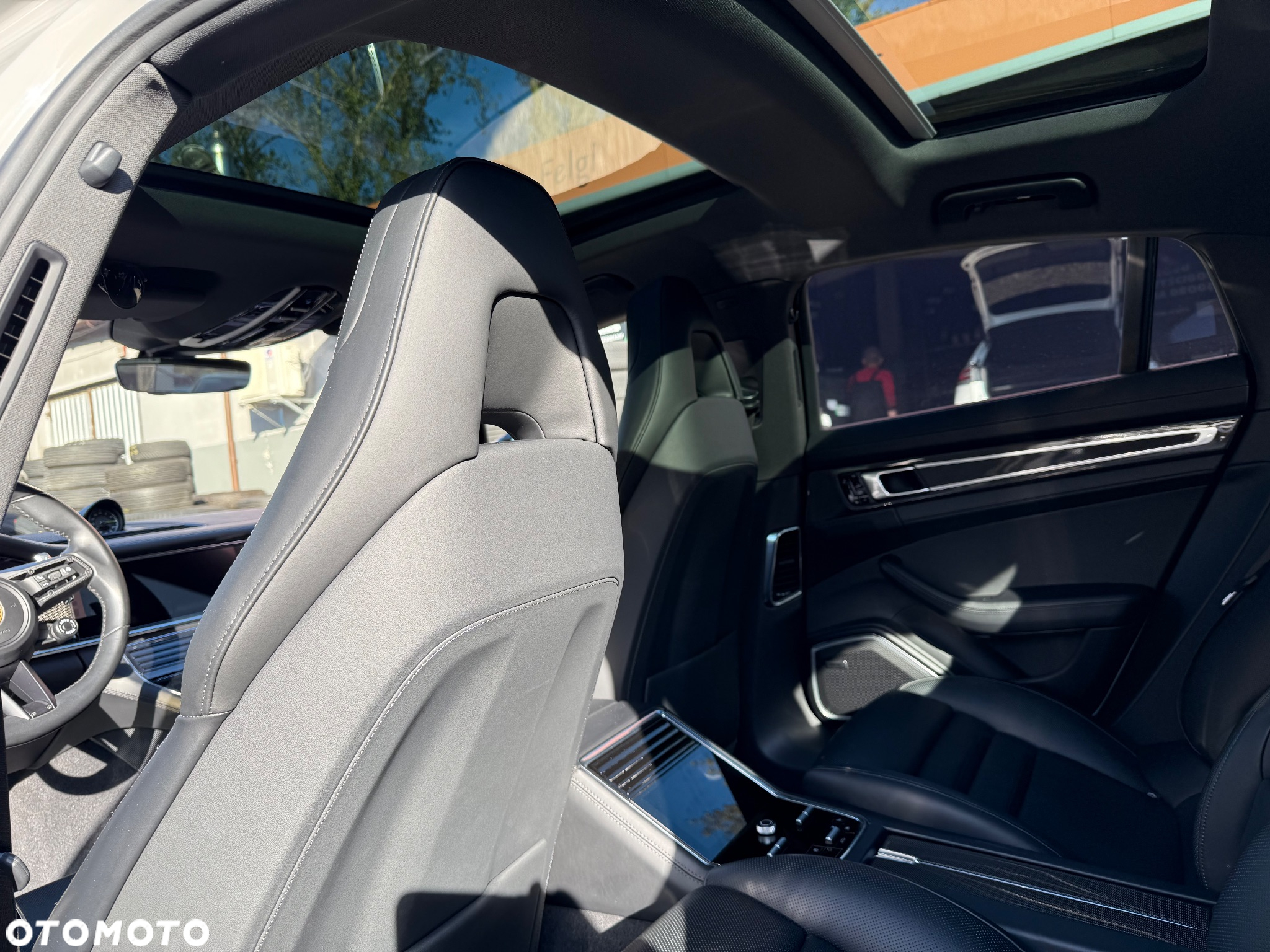 Porsche Panamera 4S E-Hybrid - 21