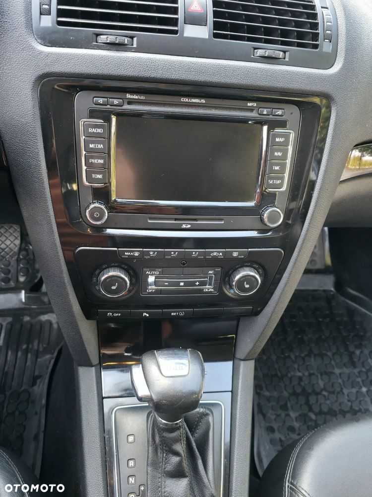Skoda Octavia 2.0 TDI DPF DSG Laurin & Klement - 21