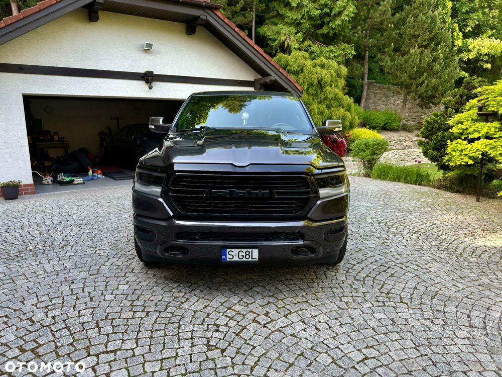 RAM 1500 Crew Cab Shortbed Laramie - 3