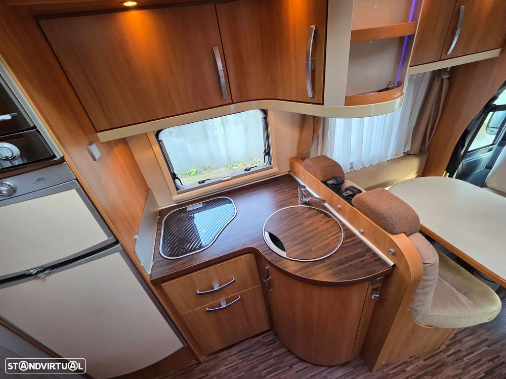 Hymer Tramp CL 652 Cama francesa Frigorífico Grande - 42