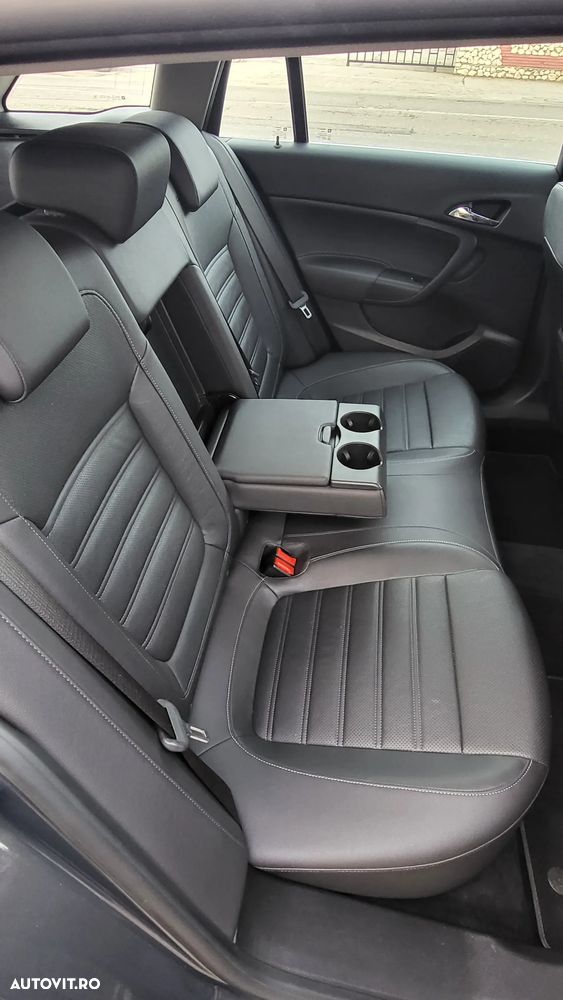 Opel Insignia 1.6 CDTI Sports Tourer ecoFLEXStart/Stop - 13