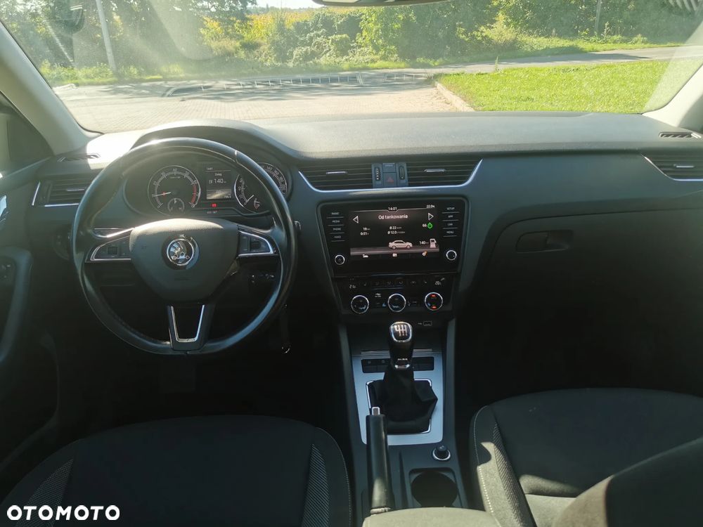Skoda Octavia 1.5 TSI ACT Active - 27