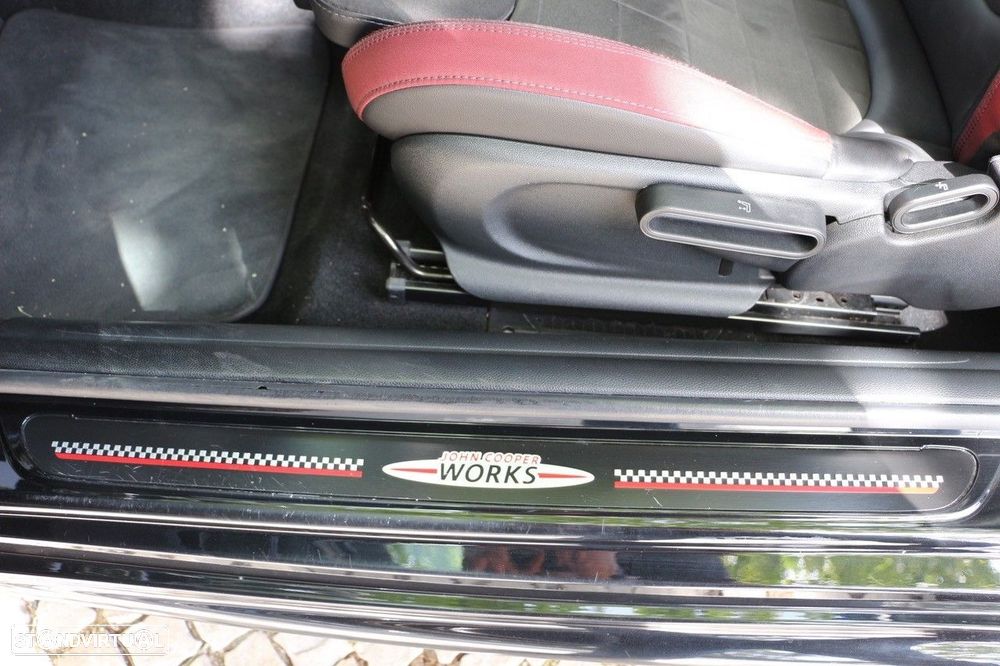 MINI 3 Portas Cooper S Auto Desportiva - 14