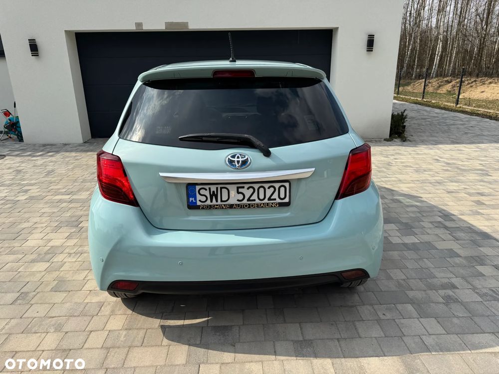 Toyota Yaris - 11