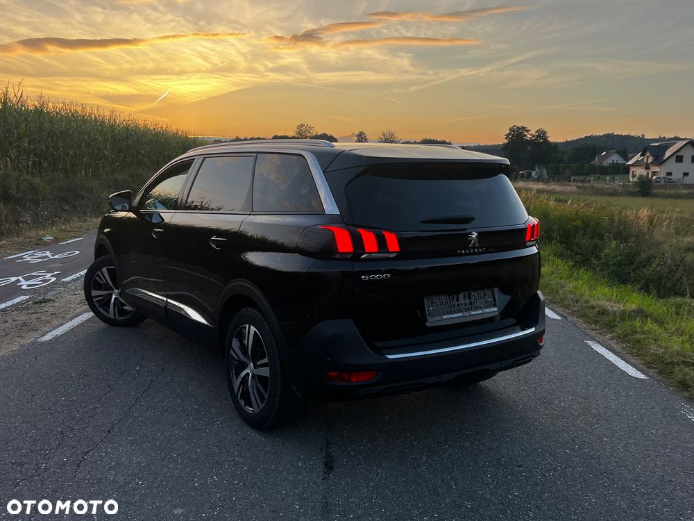 Peugeot 5008 - 6