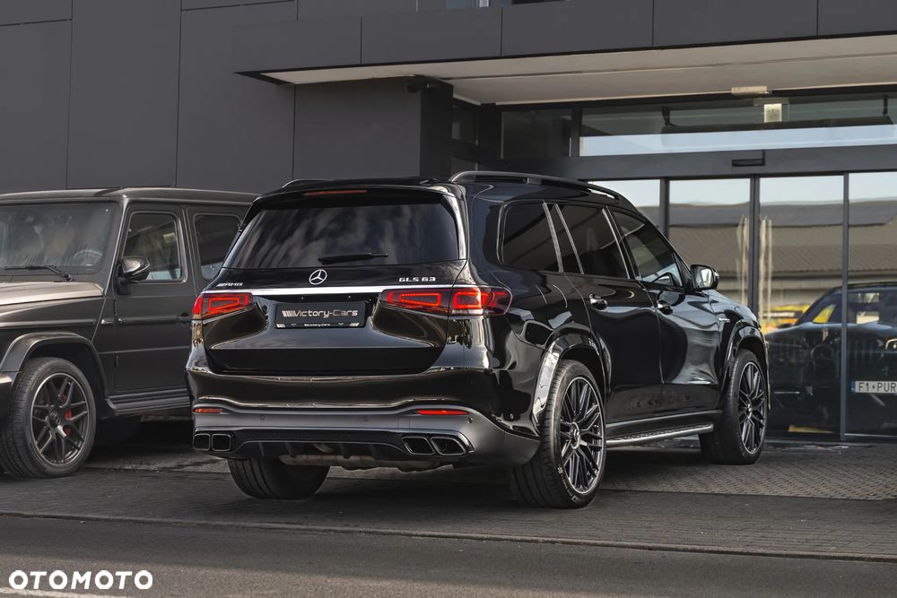 Mercedes-Benz GLS - 18