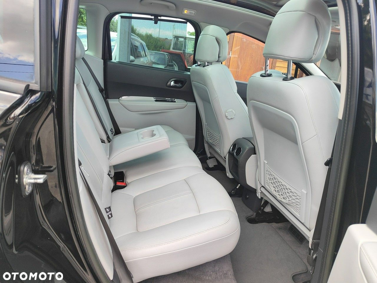 Peugeot 3008 HDi 160 Automatik Business-Line - 26