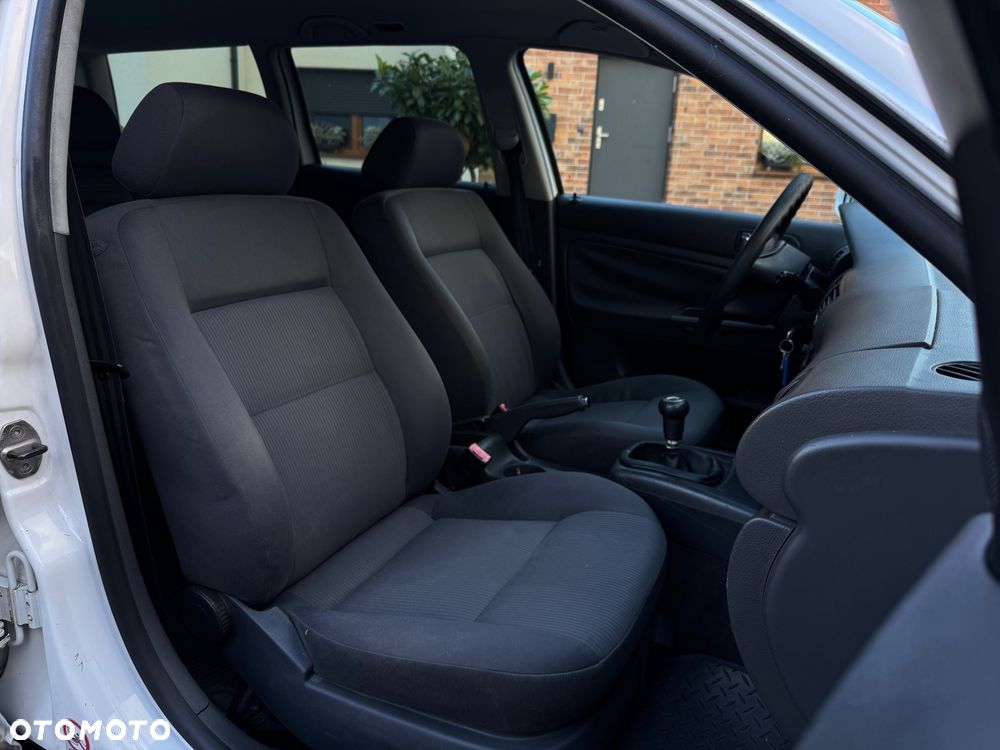 Volkswagen Passat - 9