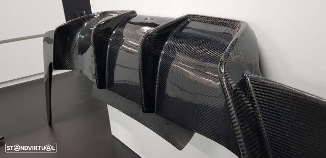 Conjunto Bmw Série 6 M6 F12 F13 (2012 a 2018) Spoiler, Aileron e Difusor em Carbono - 2