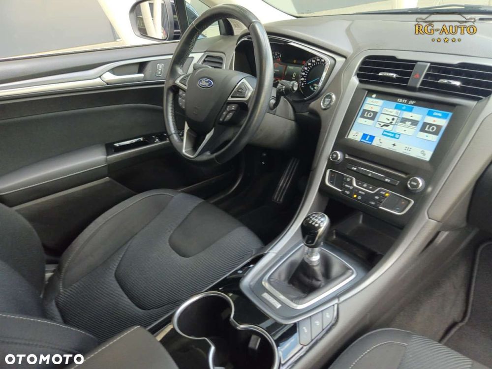 Ford Mondeo - 23