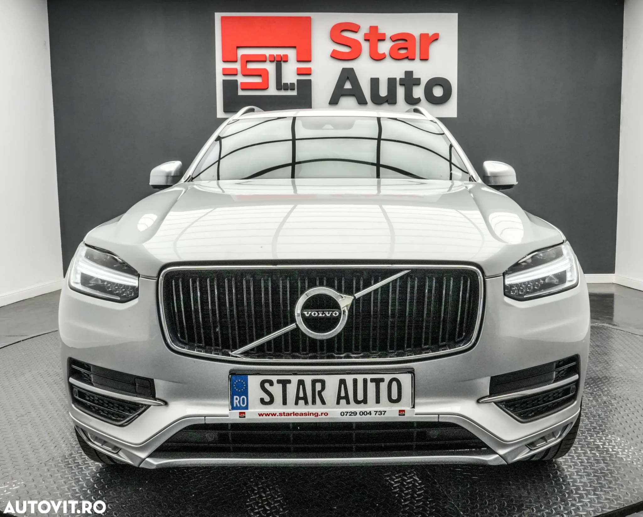 Volvo XC 90 D5 AWD Momentum - 2