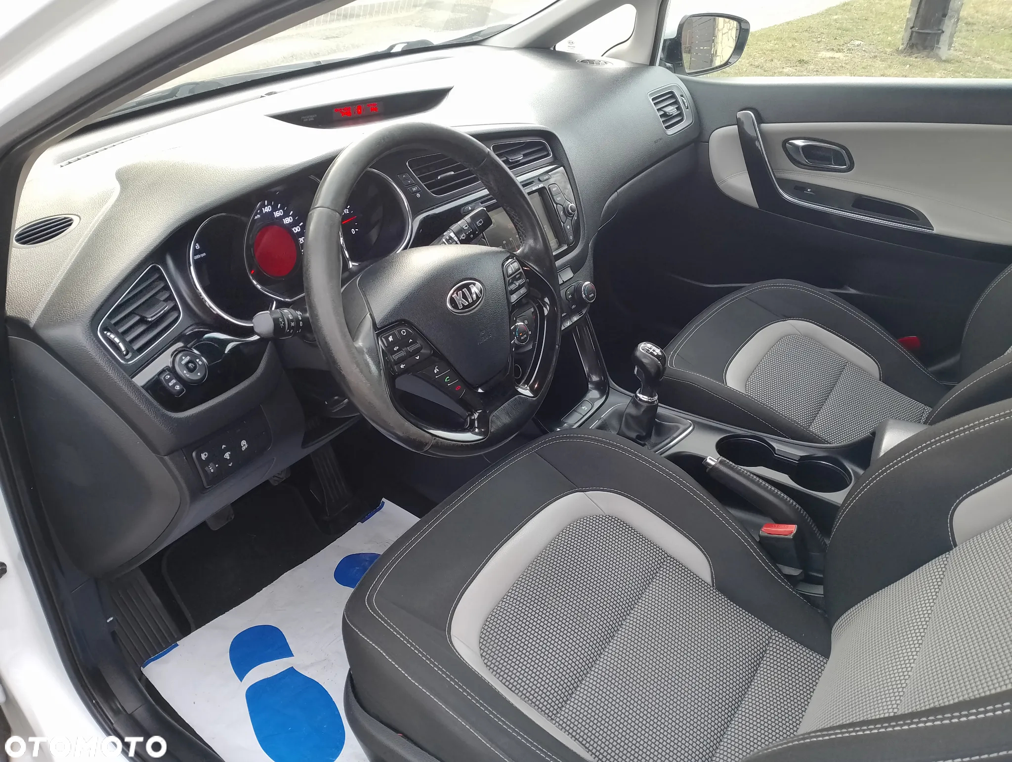 Kia Ceed 1.6 GDI Edition 7 - 14