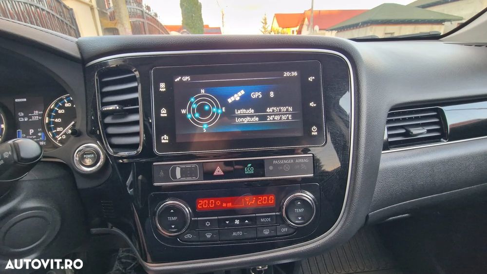 Mitsubishi Outlander 2.4 4WD Diamant+ - 27