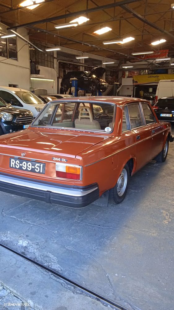 Volvo 244 - 26