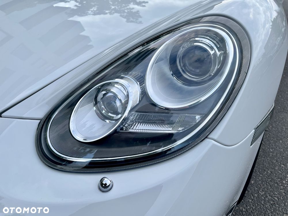 Porsche Cayman - 10