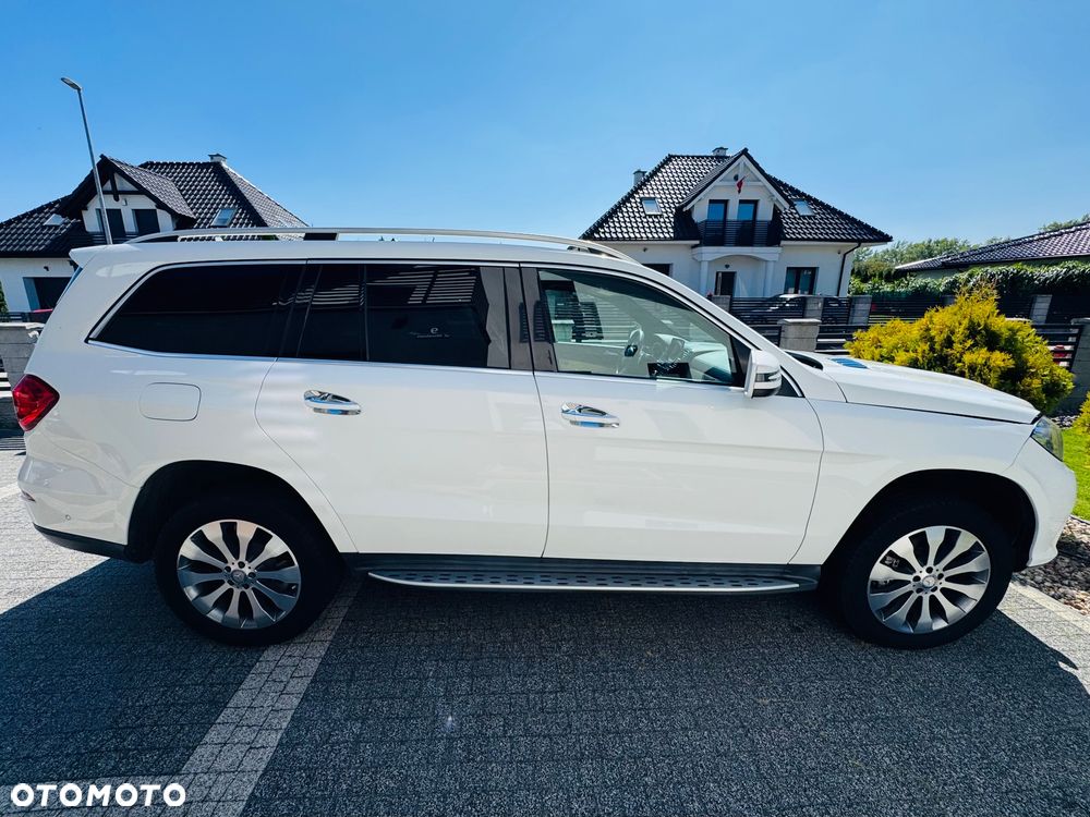 Mercedes-Benz GLS - 11