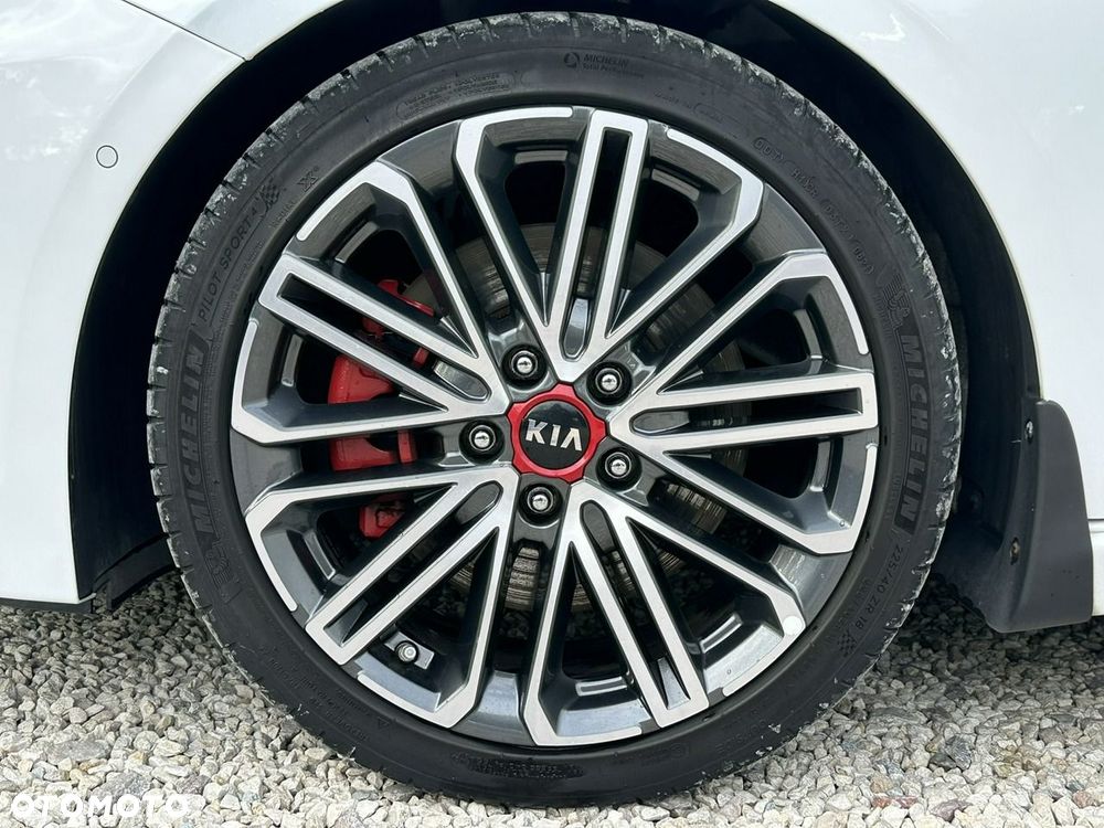 Kia Ceed 1.6 T-GDI DCT7 OPF GT - 38