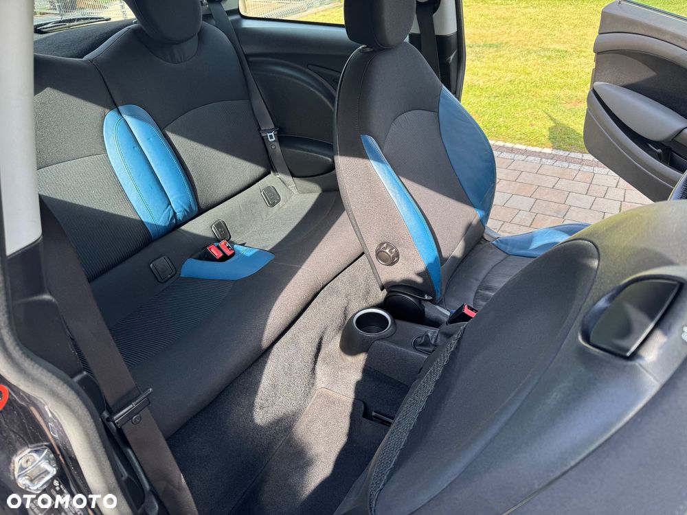MINI ONE - 7