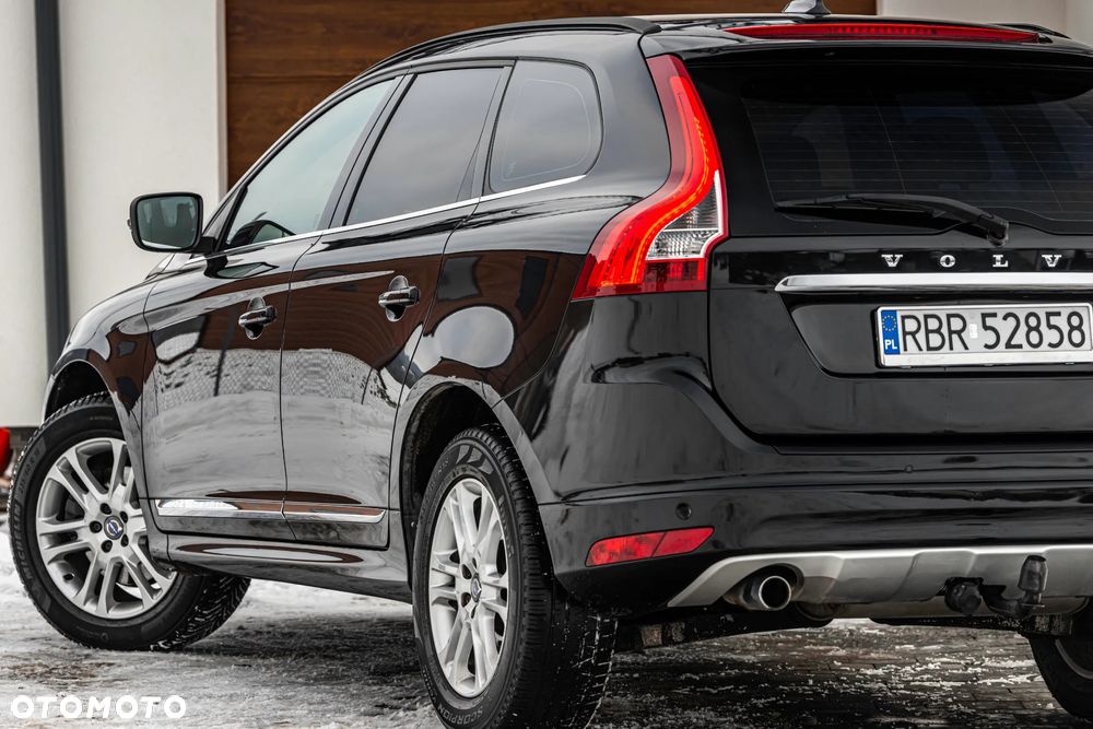 Volvo XC 60 D3 Geartronic Summum - 16