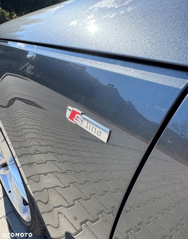 Audi A4 Avant 2.0 TDI ultra S tronic sport - 17