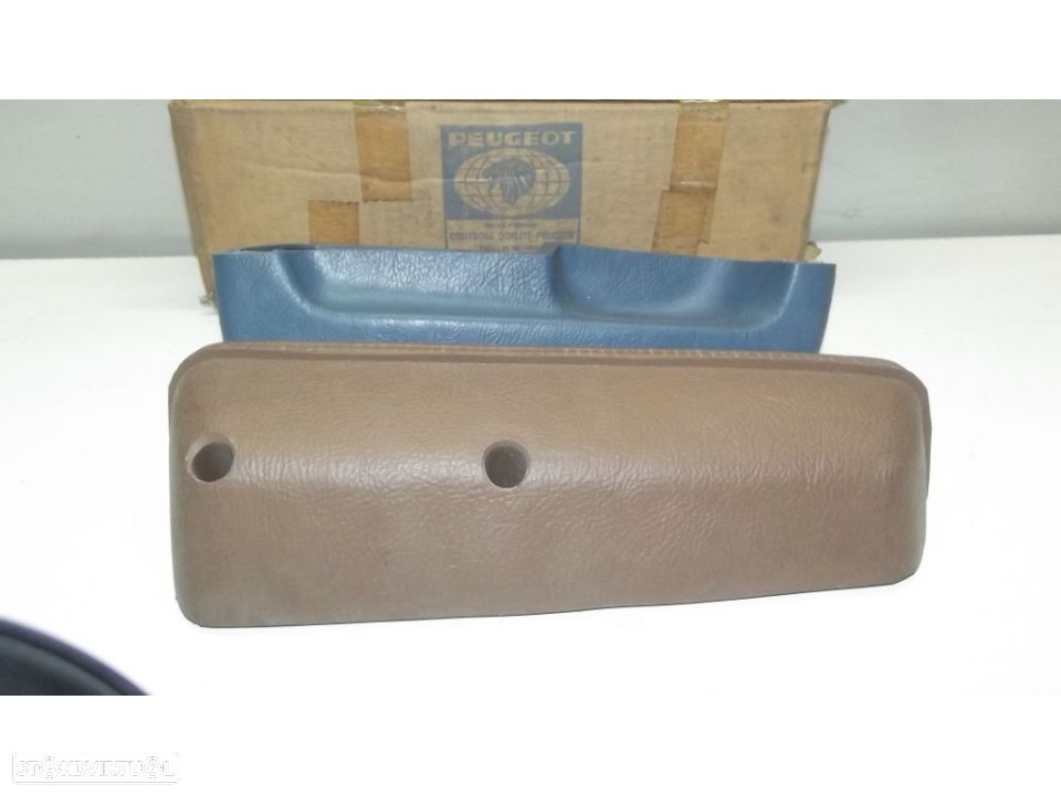 Peugeot 104 puxador porta lado direito novo e original - 1