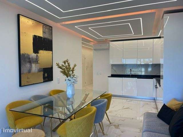 Apartamento, recuperado, para venda, Loulé - Quarteira - Grande imagem: 3/14