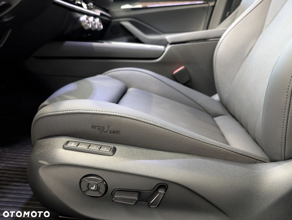 Skoda Superb 2.0 TDI SCR 4x4 L&K DSG - 24