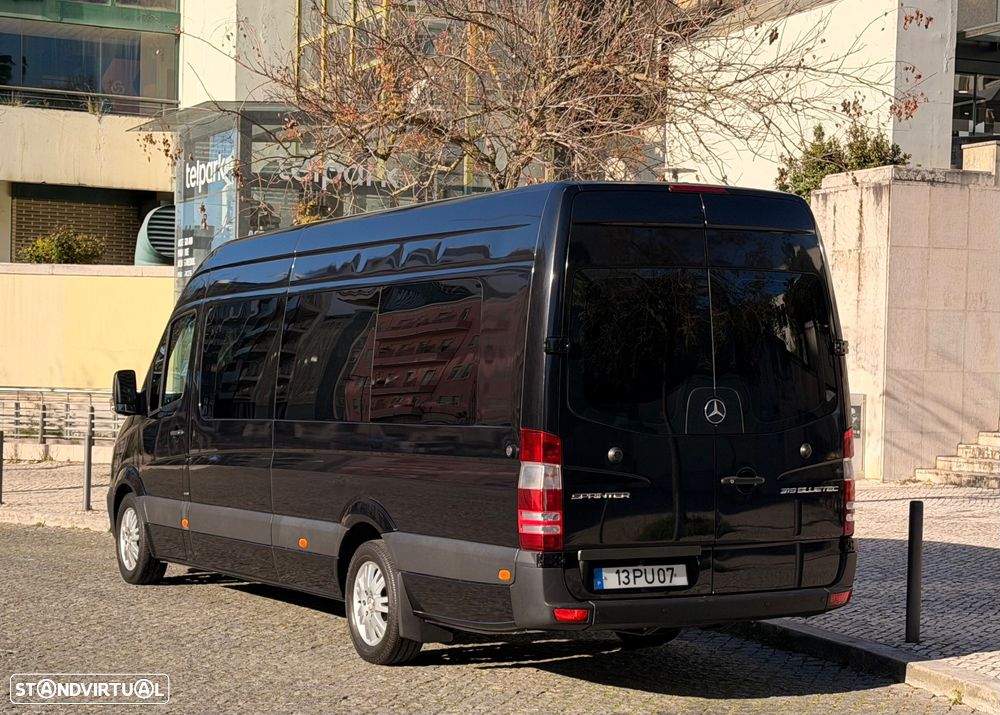 Mercedes-Benz Sprinter - 4