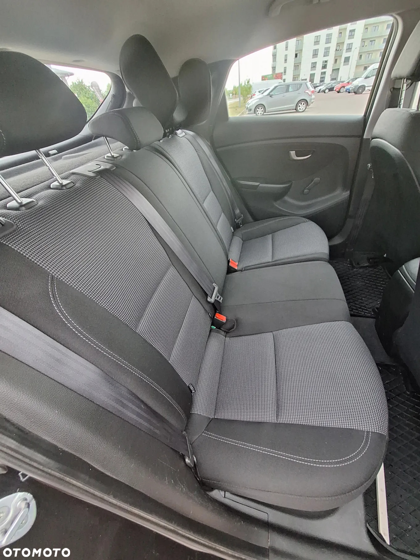 Hyundai i30 1.4 Classic + - 6