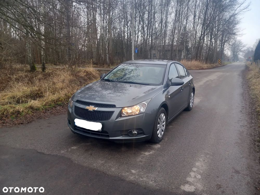 Chevrolet Cruze 1.6 LT - 14