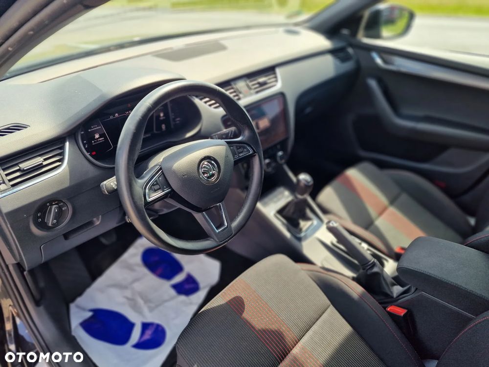 Skoda Octavia 2.0 TDI Sport Edition - 20