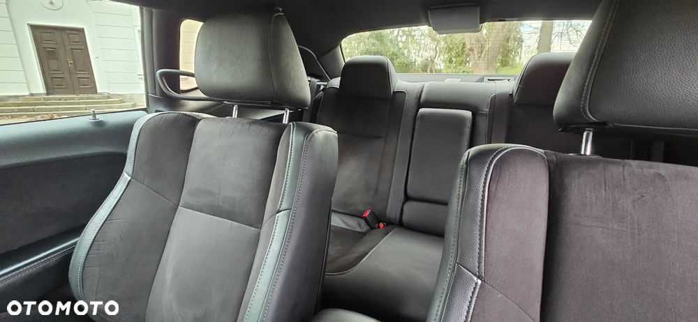 Dodge Challenger 5.7 R/T - 8