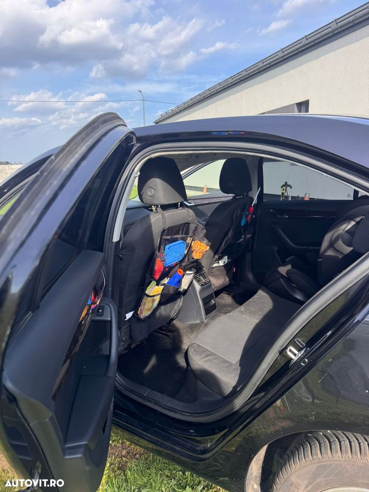 Skoda Octavia 1.6 TDI Business DSG - 10