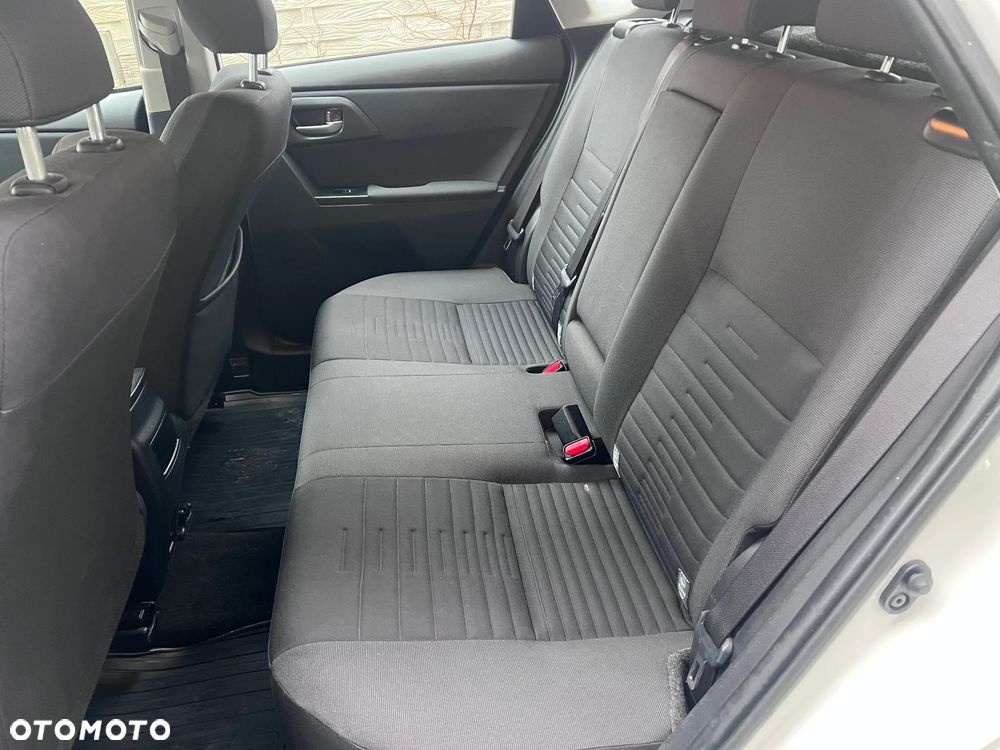 Toyota Auris 1.33 VVT-i Premium Comfort - 13