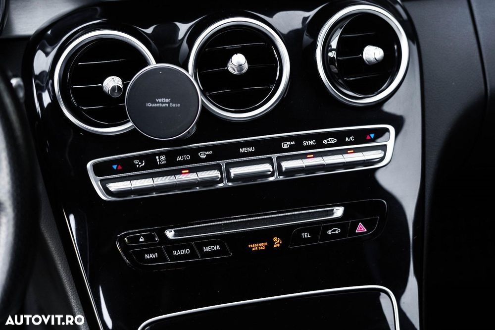 Mercedes-Benz C - 13