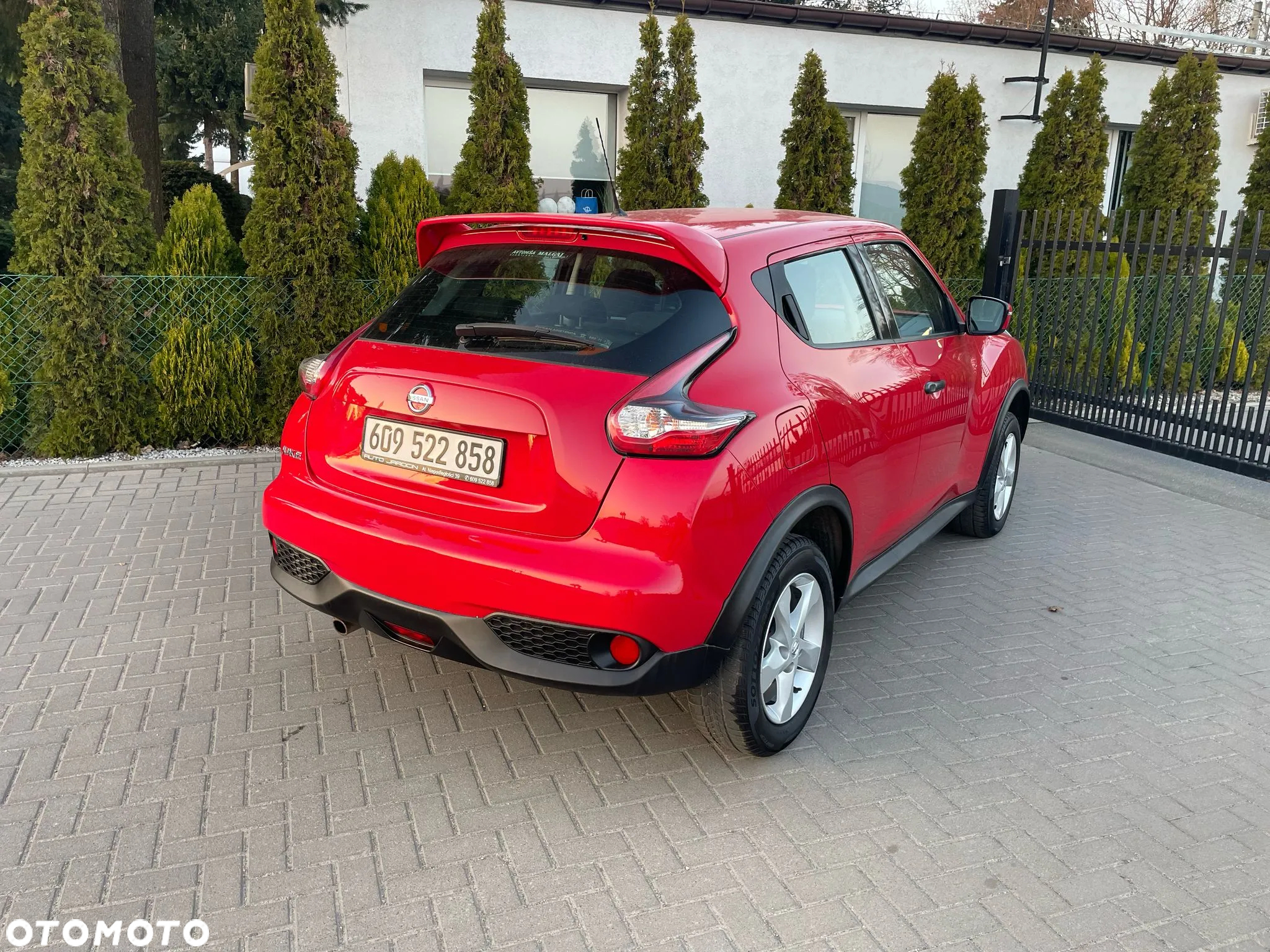 Nissan Juke 1.6 Visia - 8