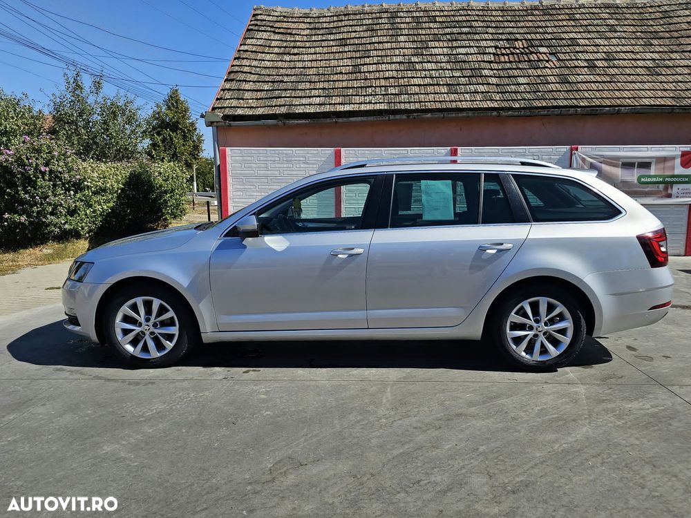Skoda Octavia 1.6 TDI DSG Ambition - 3