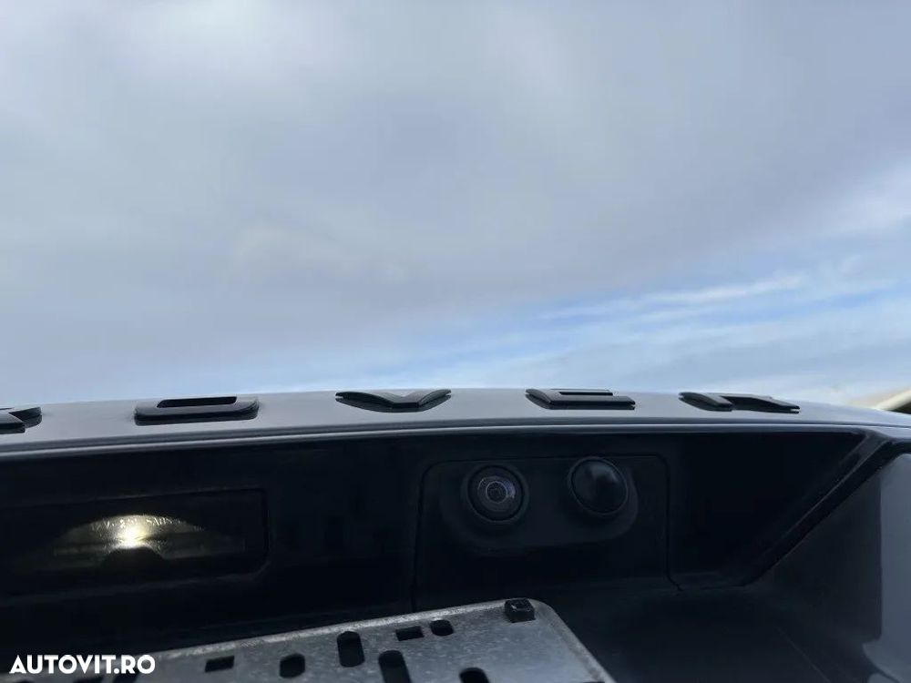 Land Rover Range Rover 3.0L TDV6 Vogue - 16