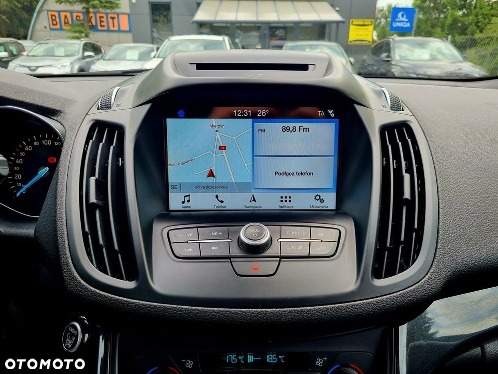 Ford Kuga 1.5 EcoBoost 2x4 Titanium - 19