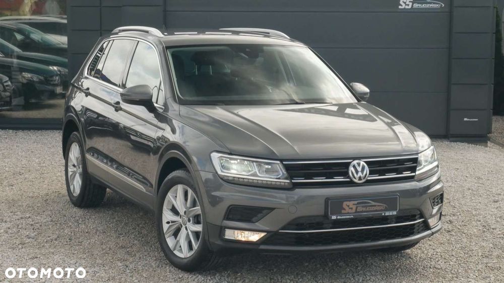 Volkswagen Tiguan - 2