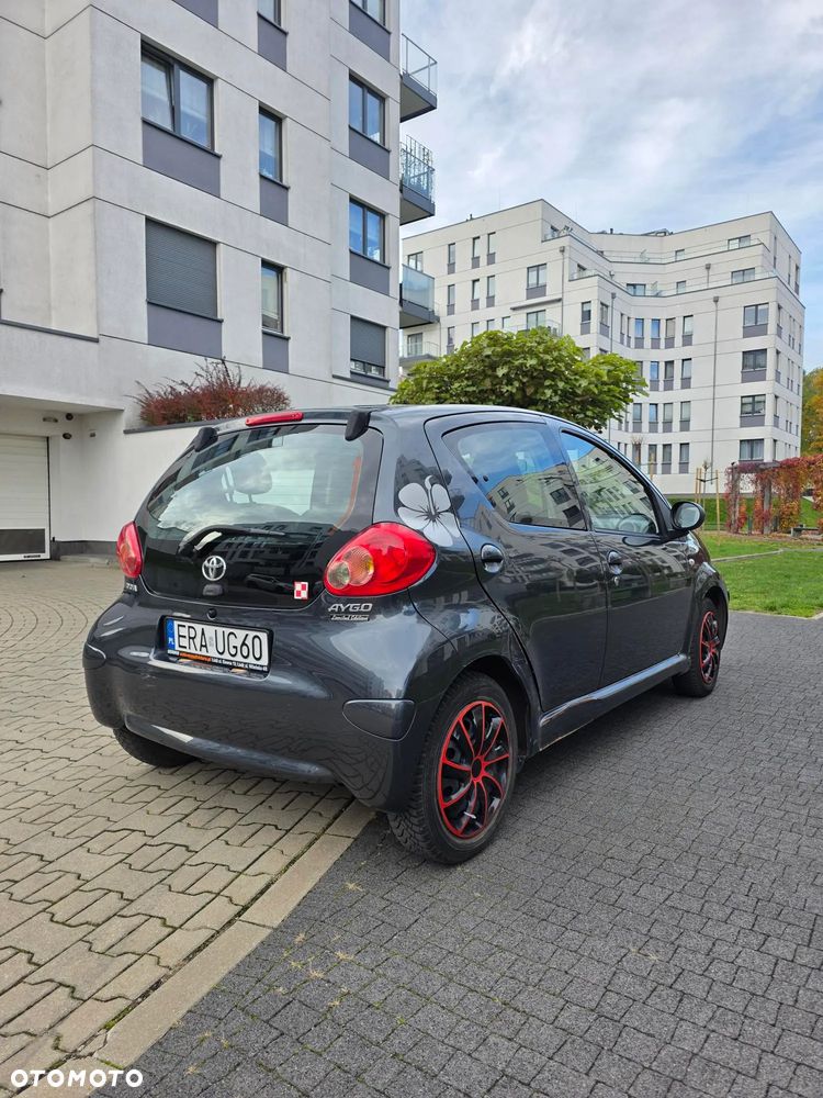 Toyota Aygo - 16