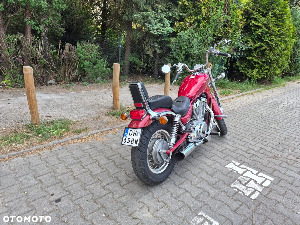 Suzuki Intruder - 9