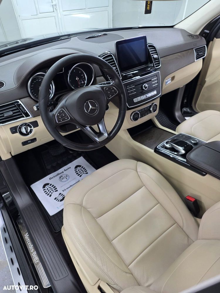 Mercedes-Benz GLE - 11