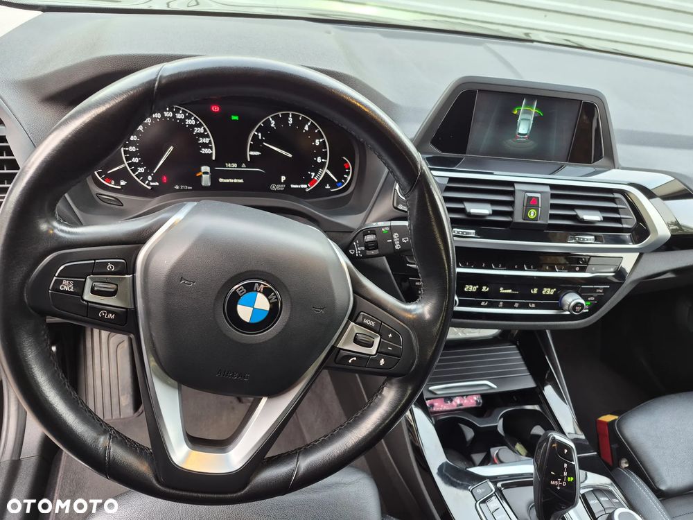 BMW X3 xDrive20i - 13