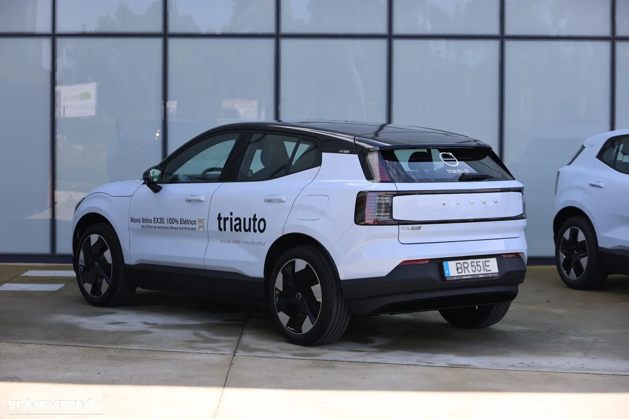 Volvo EX30 69 kWh Single Motor Extended Range Plus - 3