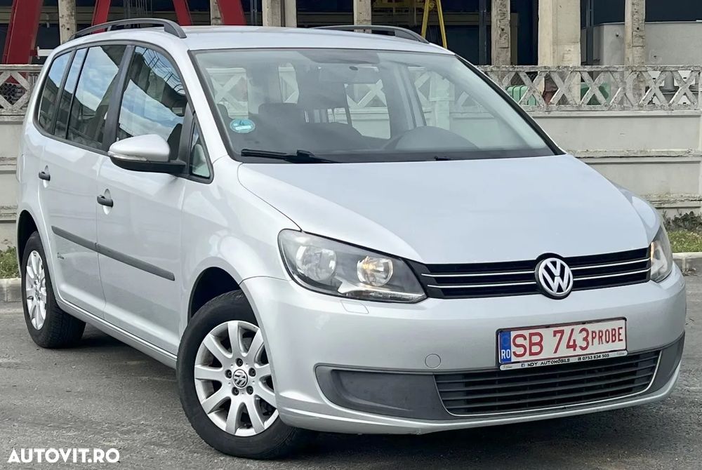 Volkswagen Touran 1.6 TDI DPF Comfortline - 2