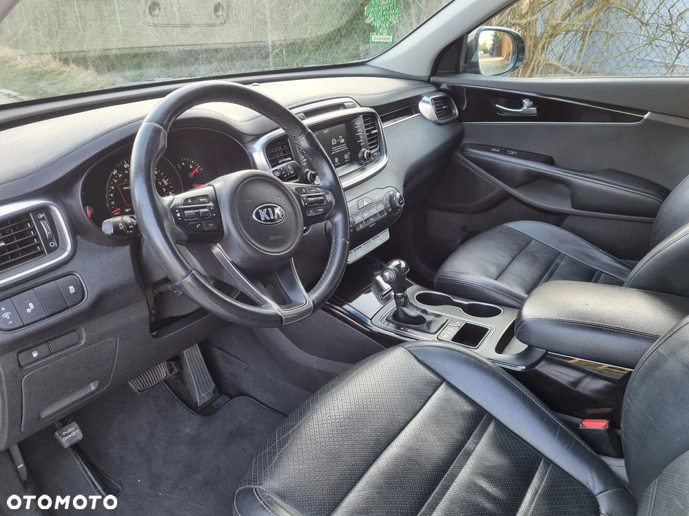 Kia Sorento - 11
