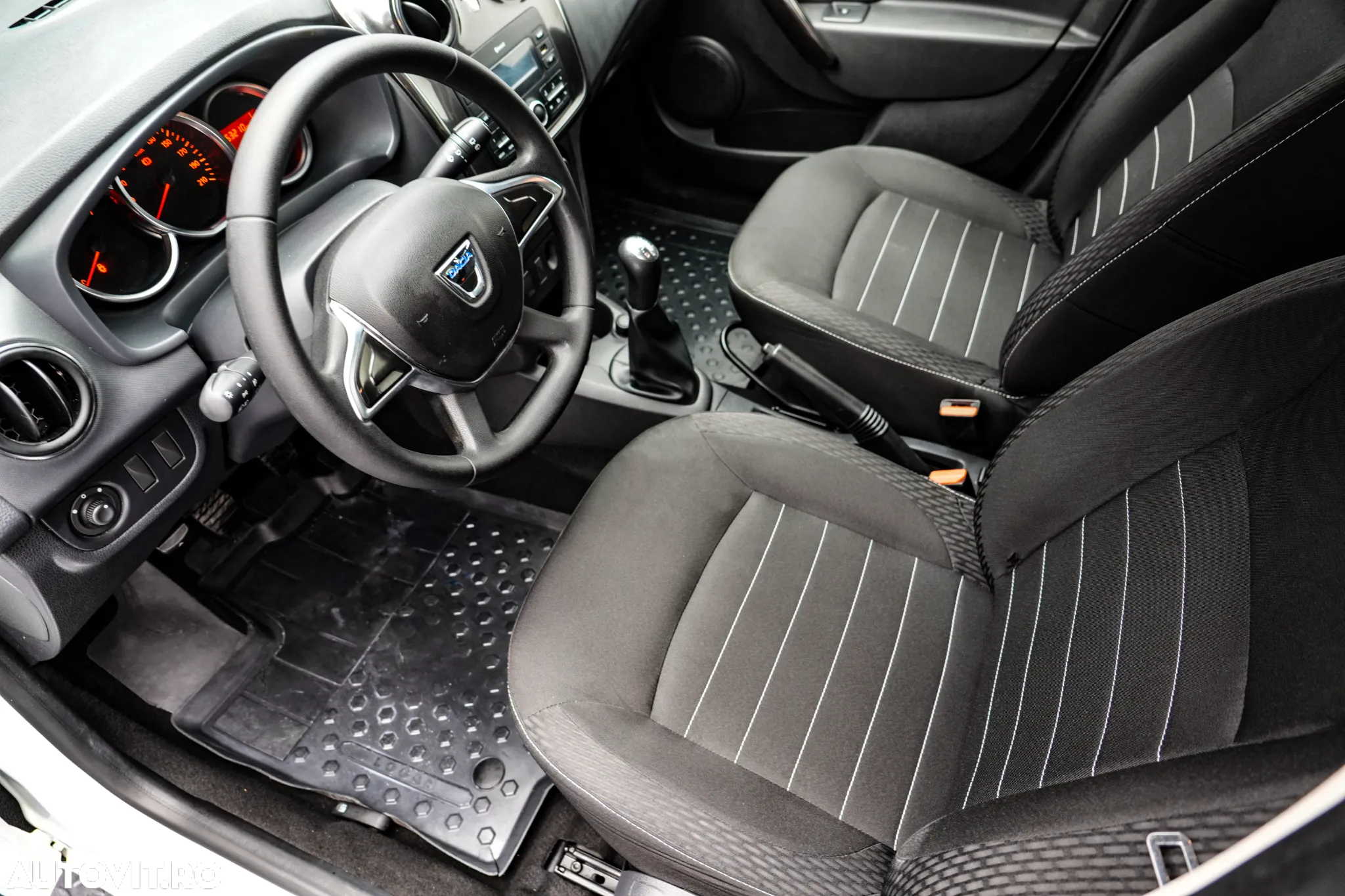 Dacia Logan MCV 1.5 dCi Laureate - 11